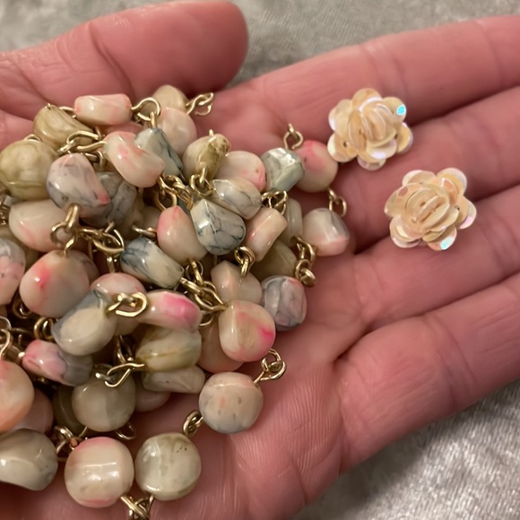 Pastels Necklace and Earrings - Picture 8 of 8